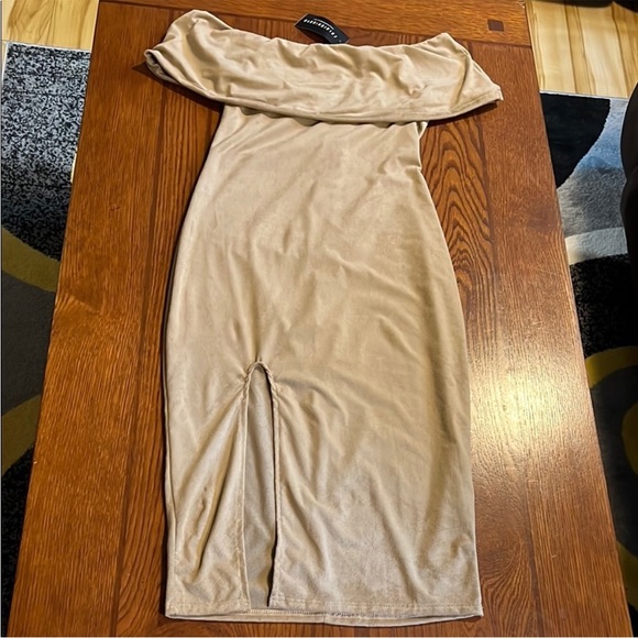 Fashion Nova Dresses & Skirts - Fashion Nova | NWT Women’s Size S Elegant Off-Shoulder Tan Dress